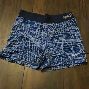 NIKE PROS